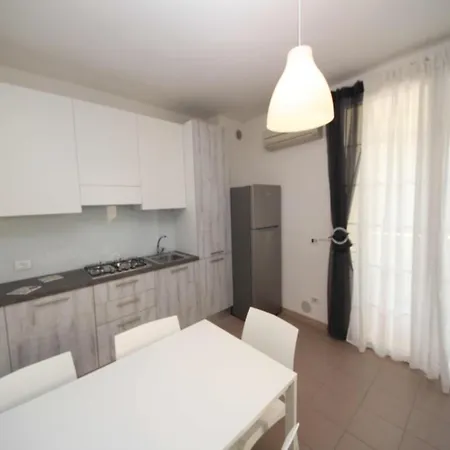 Renovated Flat Located In Rosolina Near The Sea Apartment *