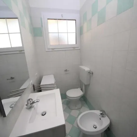 Renovated Flat Located In Rosolina Near The Sea Apartment